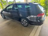Volkswagen Golf 7 Variant JOIN 1.0 TSi 85KW  - Volkswagen Golf mit Benzin-Antrieb: Kombi, 1.8