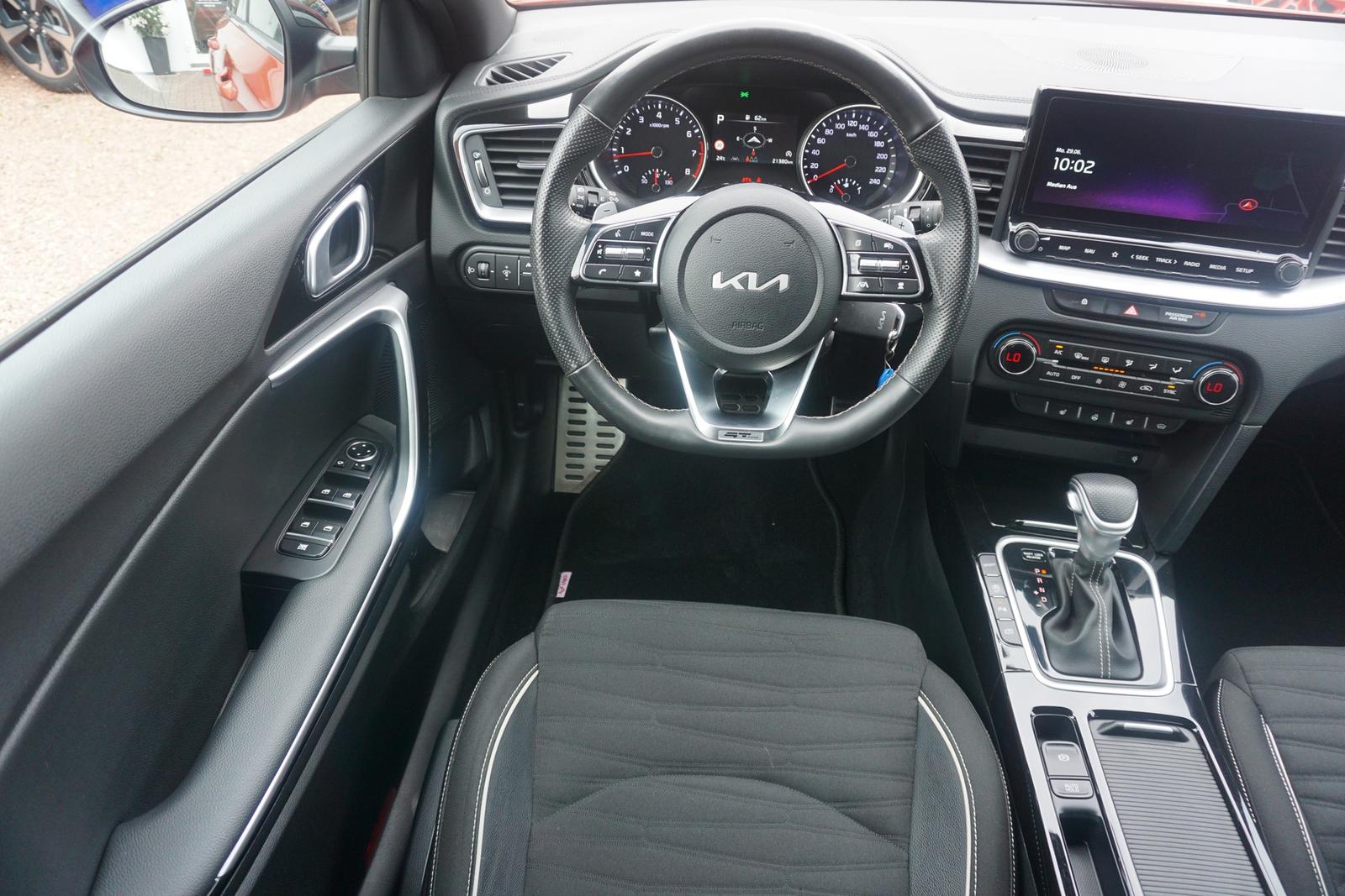 Kia ProCeed GT-Line 1.5 T-GDI Aut. LED ACC Navi AHK