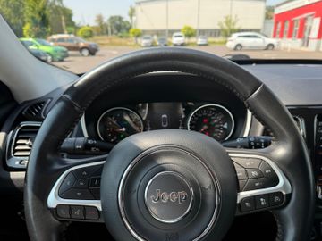 Jeep Compass Limited 4WD+Xenon+AHK+Navi+SHZ+LKRHZG+Ap