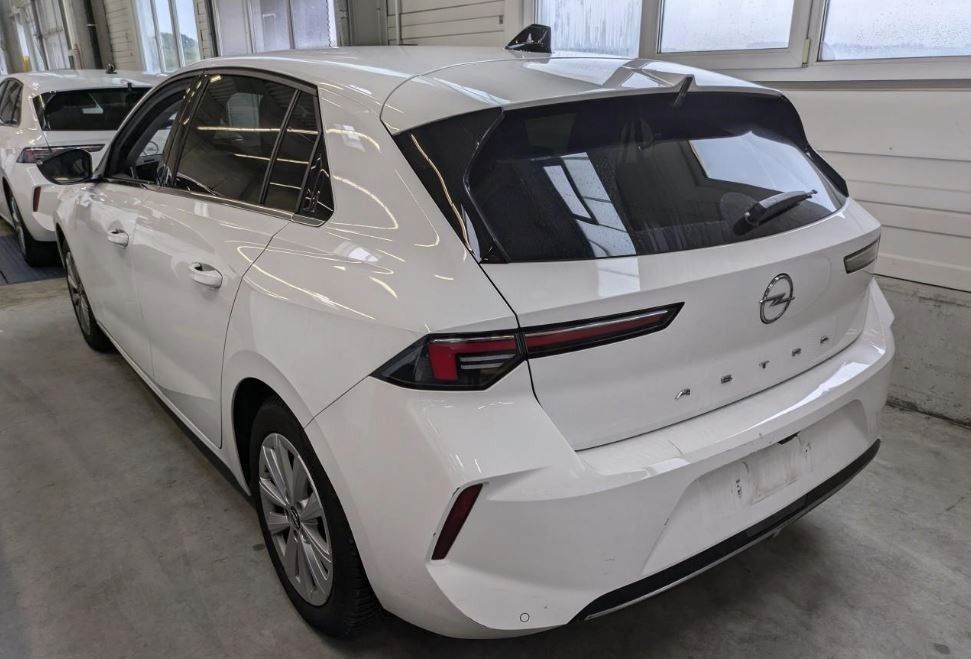 Fahrzeugabbildung Opel Astra L Lim. 1.2T ELEGANCE NAVI/LED/VIRTU./SPORT