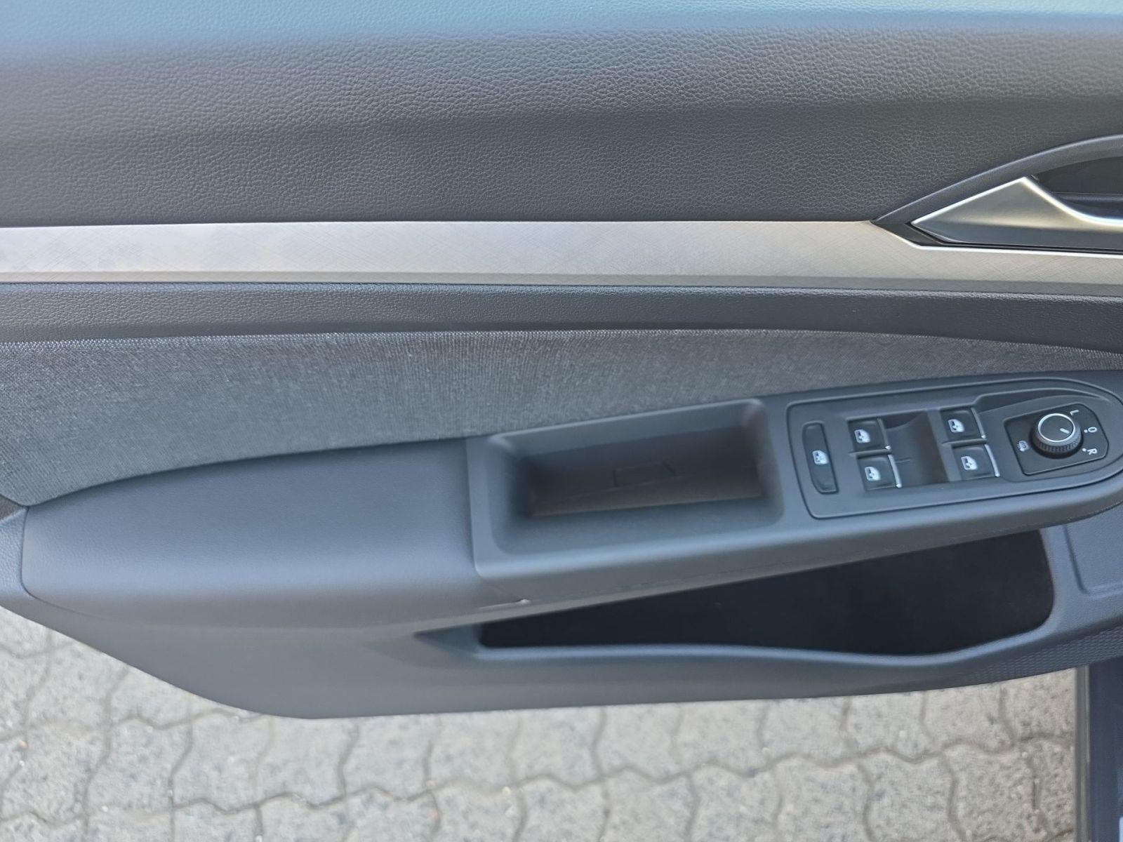 Volkswagen Golf 1.5 TSI NAVI AHK KAMERA LED APP, миниатюра 7