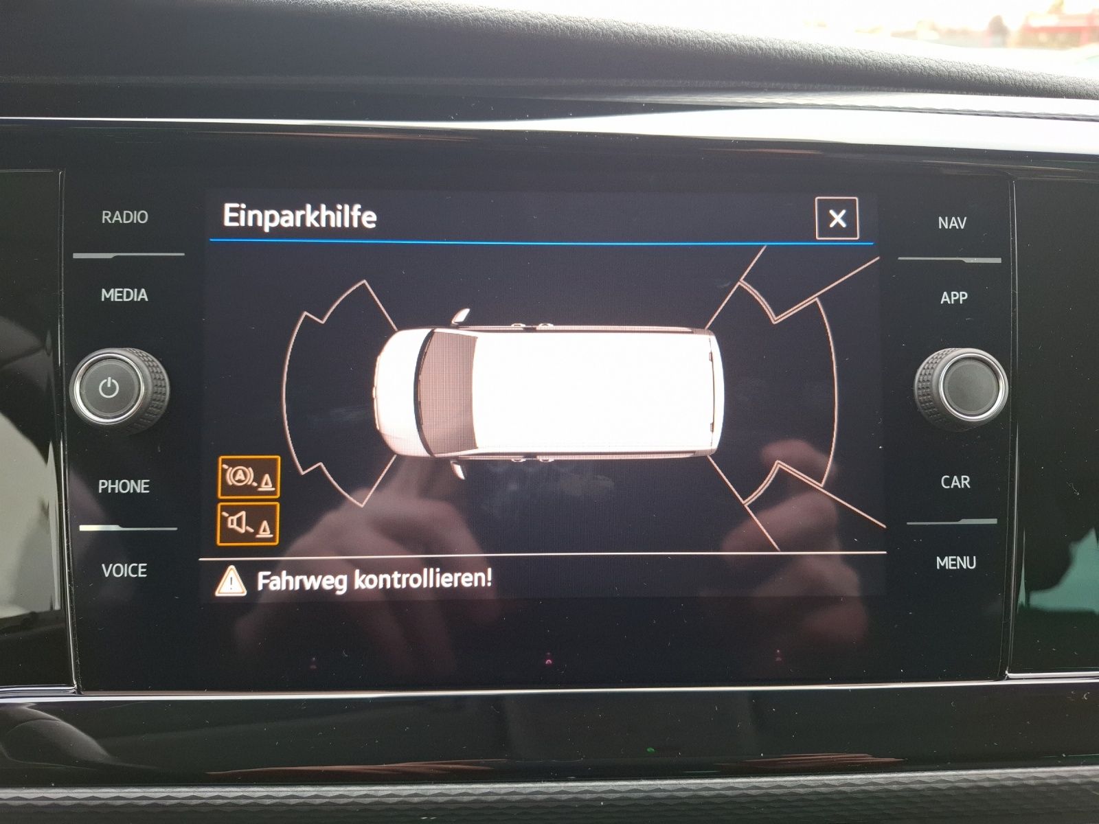 Fahrzeugabbildung Volkswagen T6.1 Multivan TDI Generation Six DSG Standhzg. L