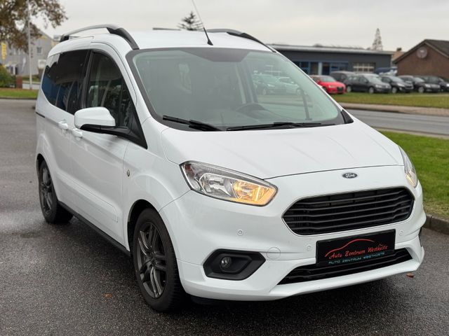 Ford Tourneo Courier Titanium CarPlay PDC Tempomat