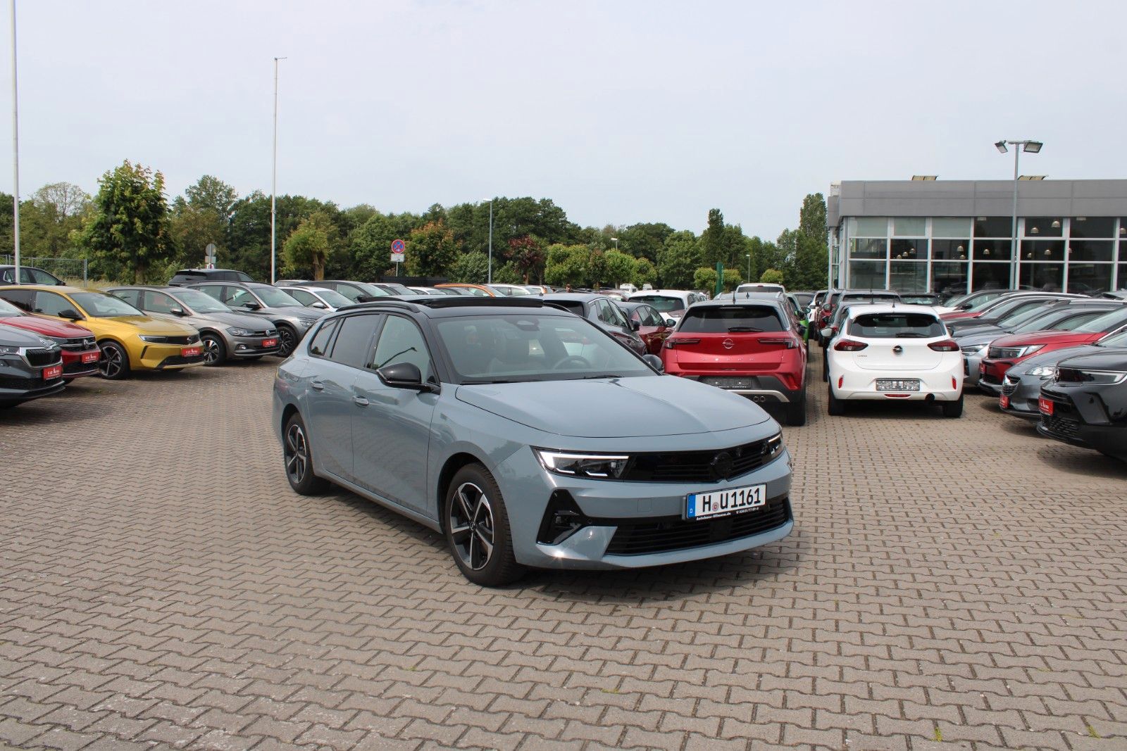 Opel Astra L Sports Tourer GS * Schiebedach*Allwetter