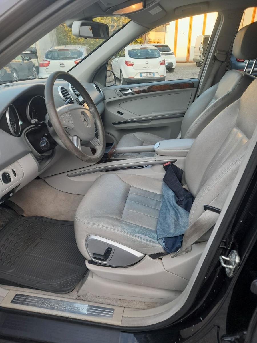 Mercedes-Benz ML280 2007 — photo 12