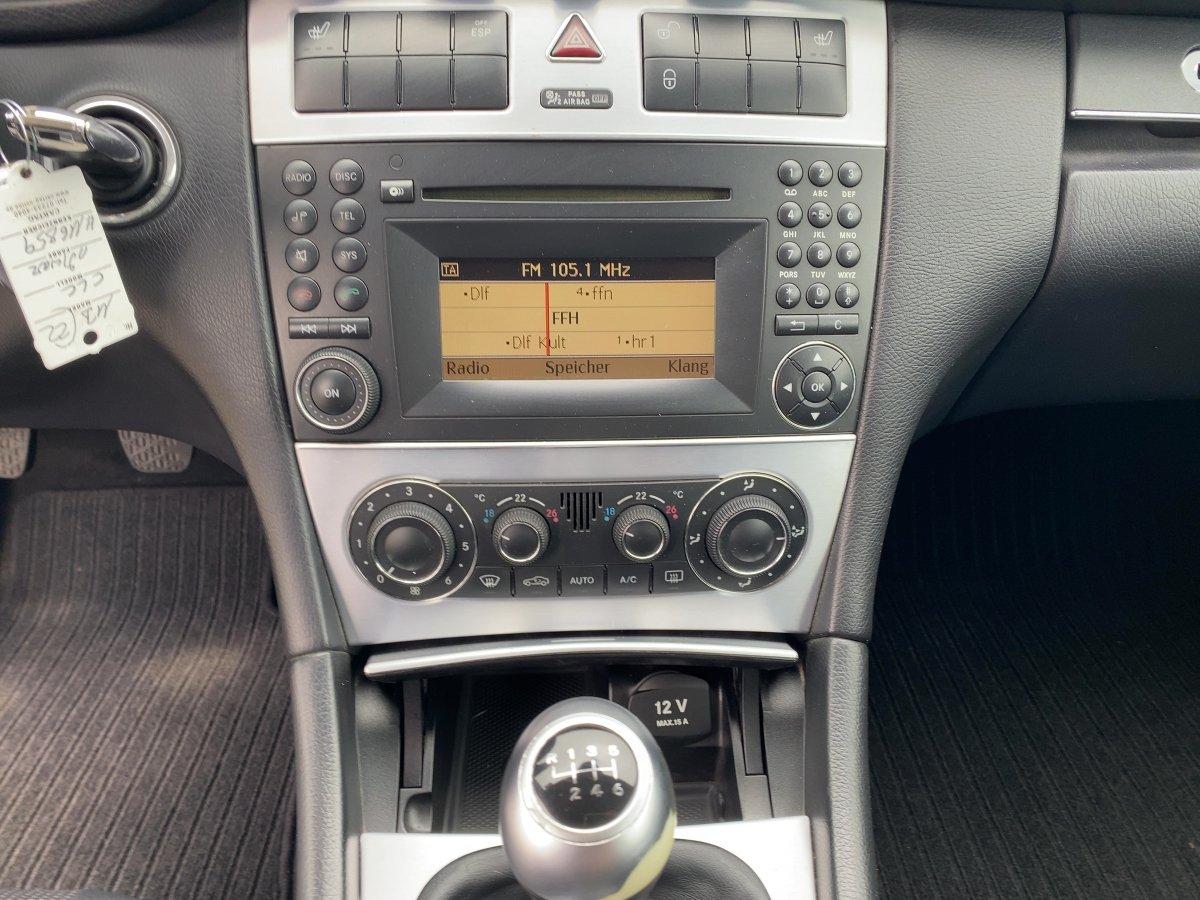 Mercedes-Benz CLC 200 Kompressor SHZ*KlimaA*LM*Teilleder