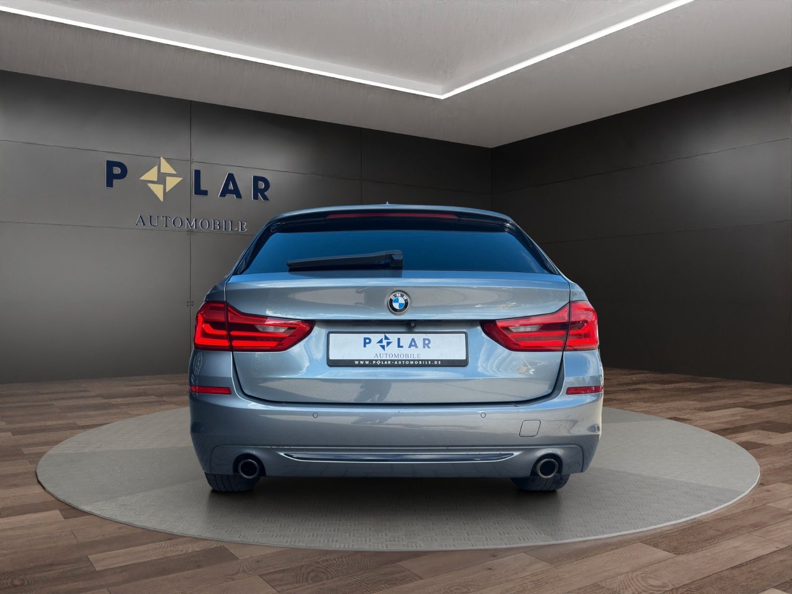 Fahrzeugabbildung BMW 520d Sport Line *Pano*Head-Up*AHK*Kamera*Leder*