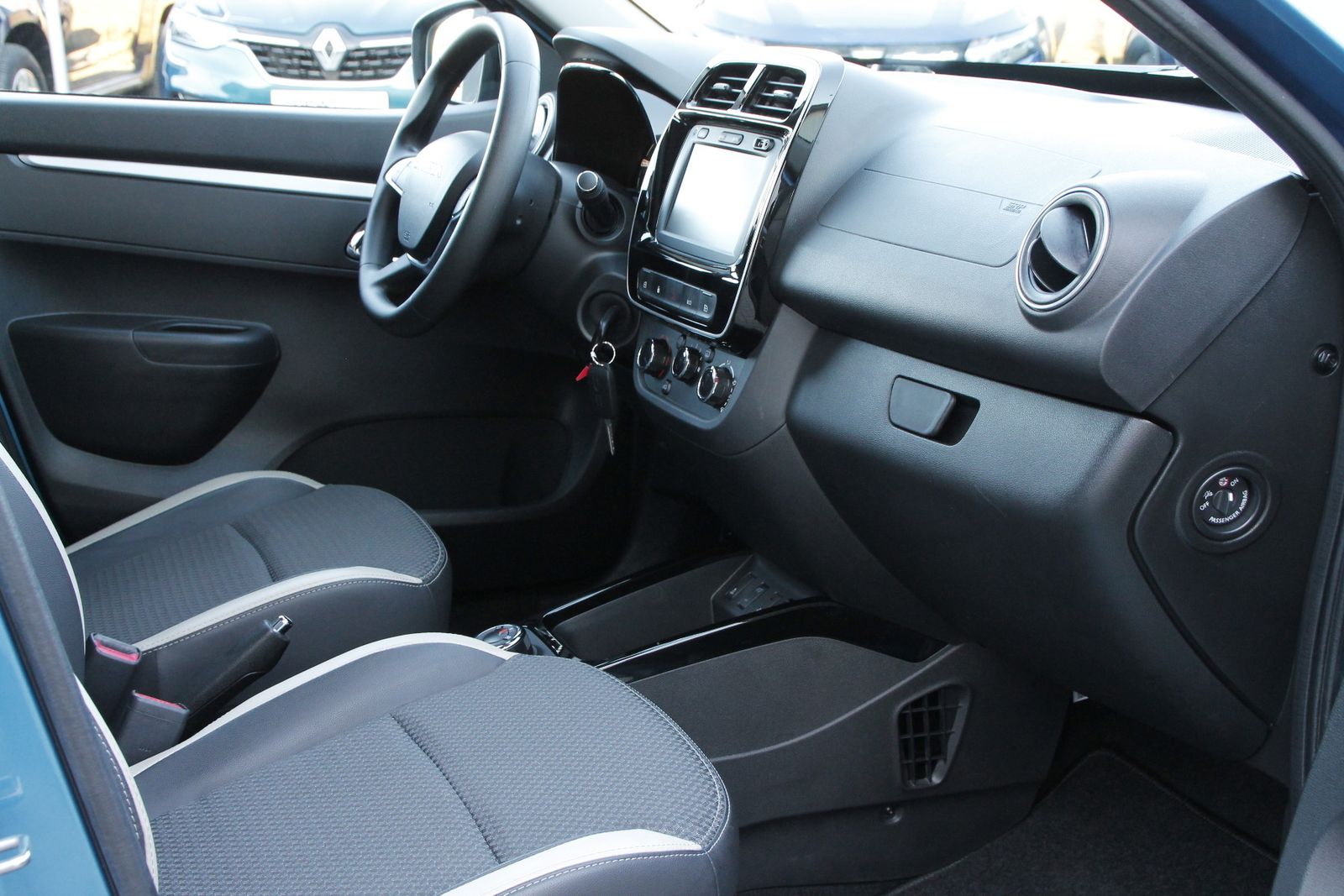 Fahrzeugabbildung Dacia Spring Essential