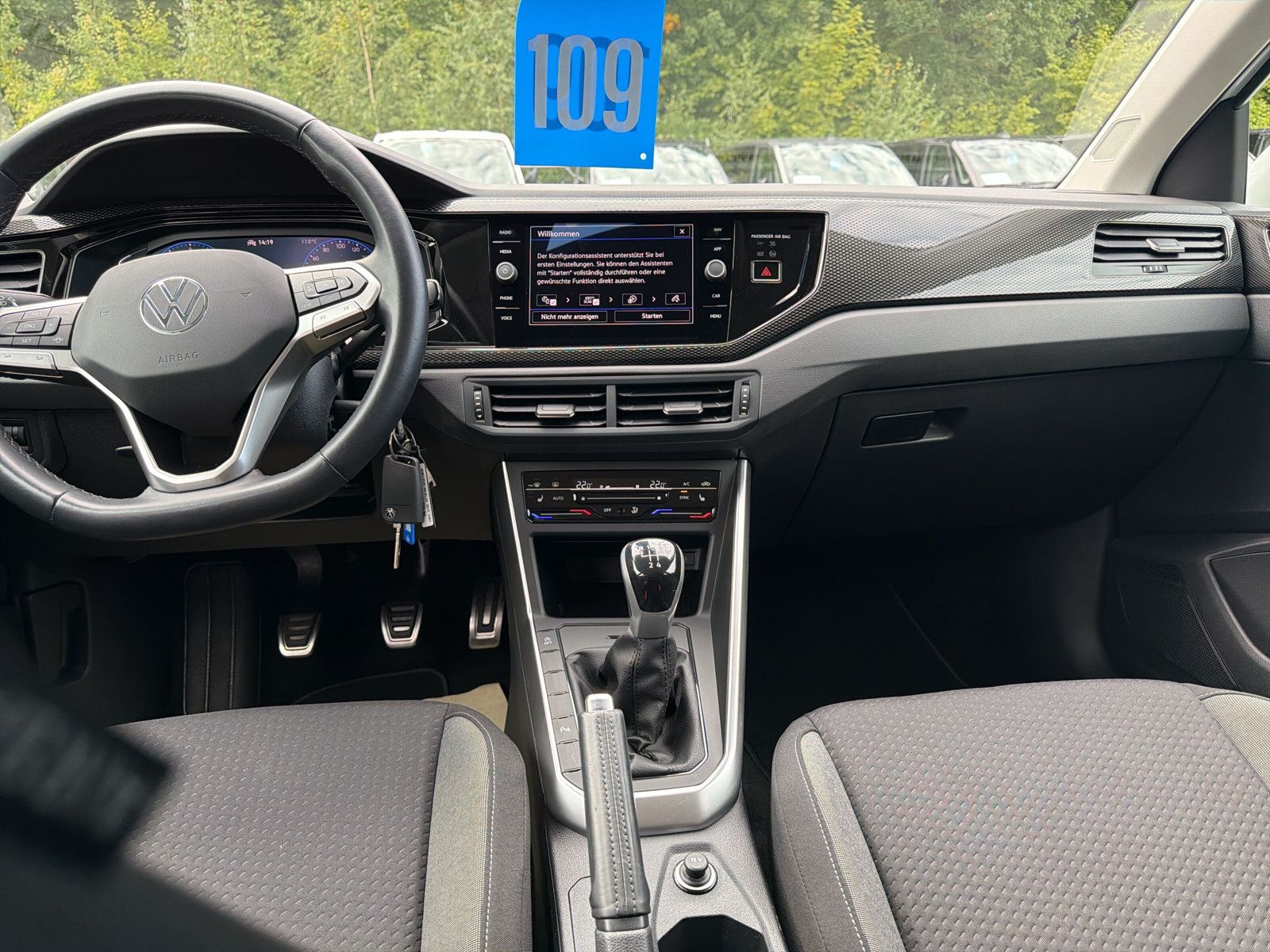 Polo Active Apple CarPlay Sitz Klima PDC v+h Act