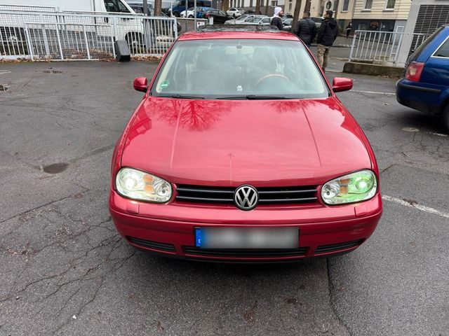 Volkswagen Golf 4 mit tüv