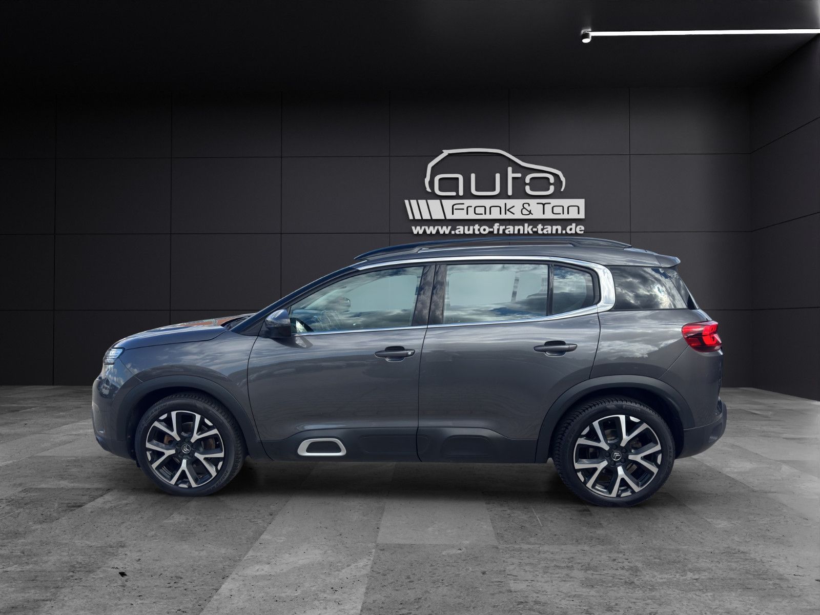 Fahrzeugabbildung Citroën C5 Aircross Live *360°Cam*SitzHZ*Allwetter*Klima