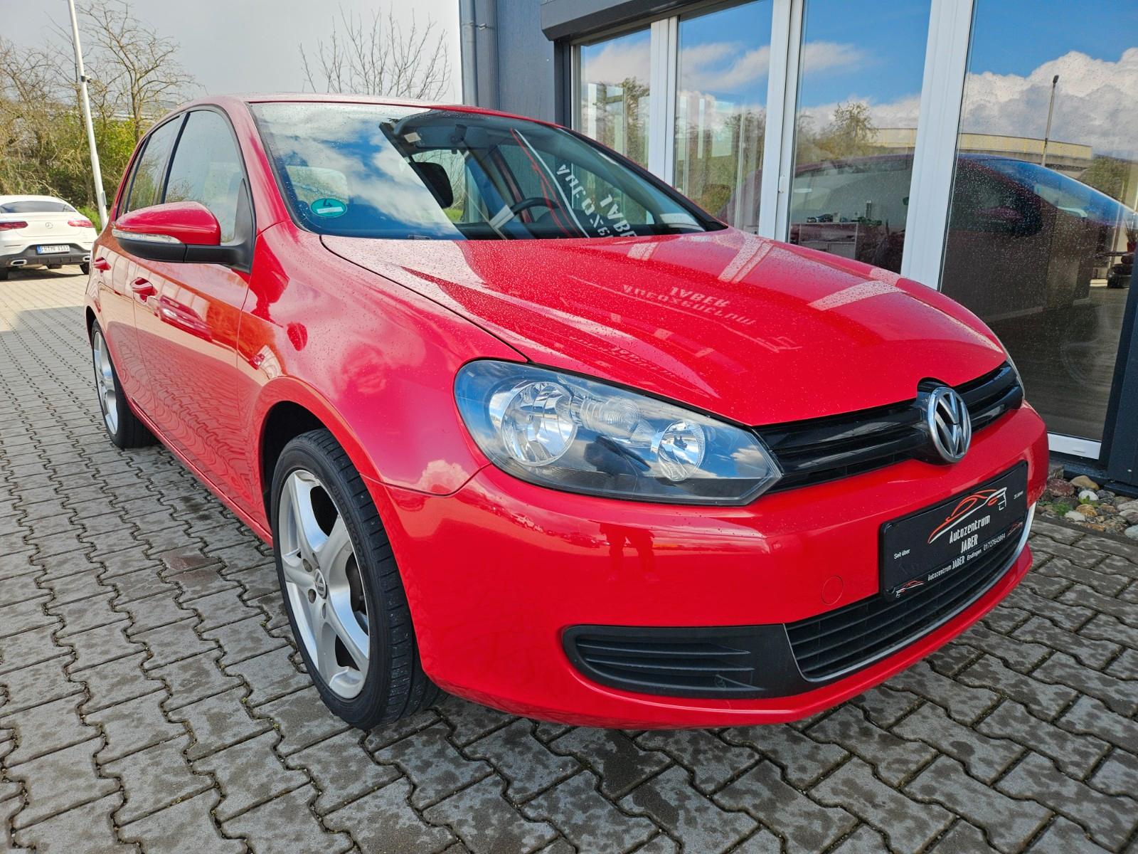 Volkswagen Golf VI Trendline, Schiebedach, Klima 8x Räder