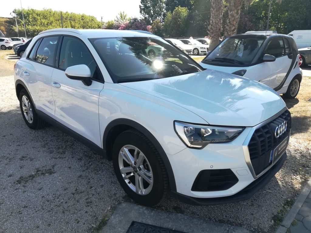 Image of Audi Q3