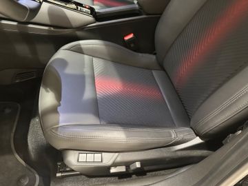 Bild 13 Alfa Romeo Junior Ibrida 1.2 VGT 48V-Hybrid 100 kW Speciale