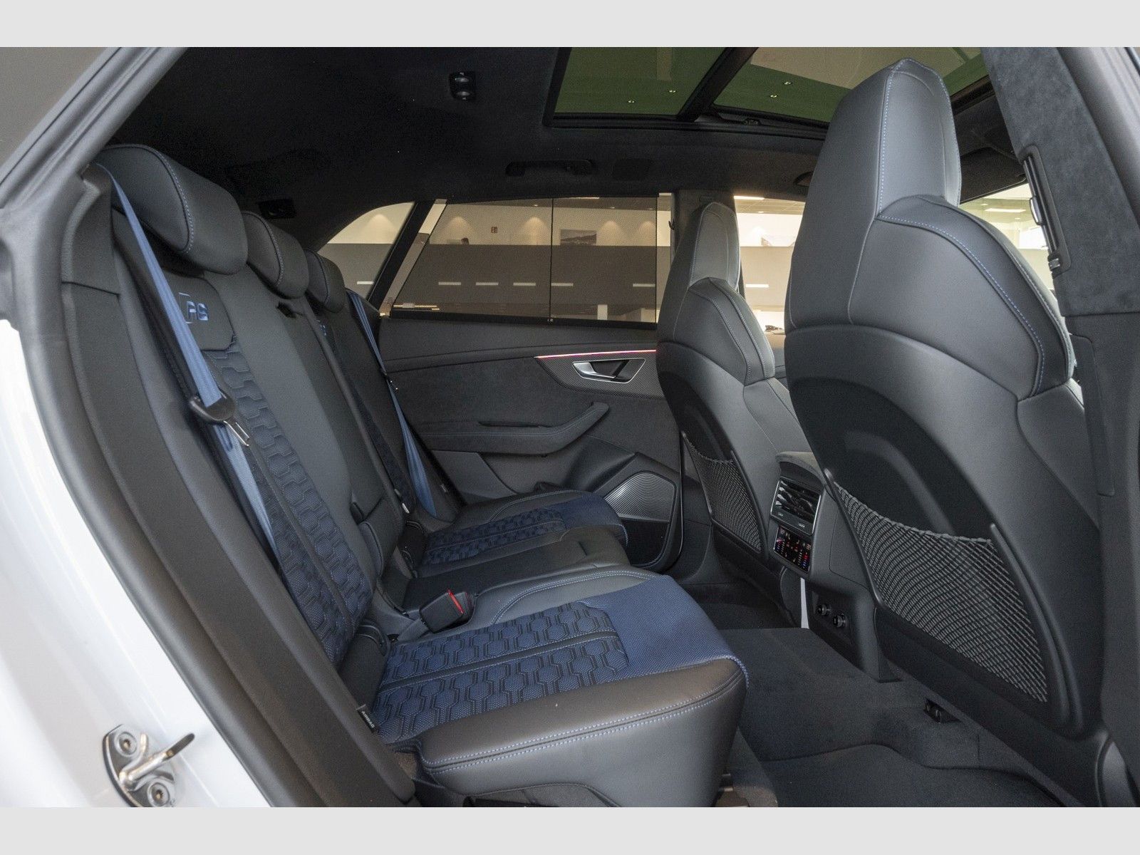 Audi RSQ8 - Bild 10