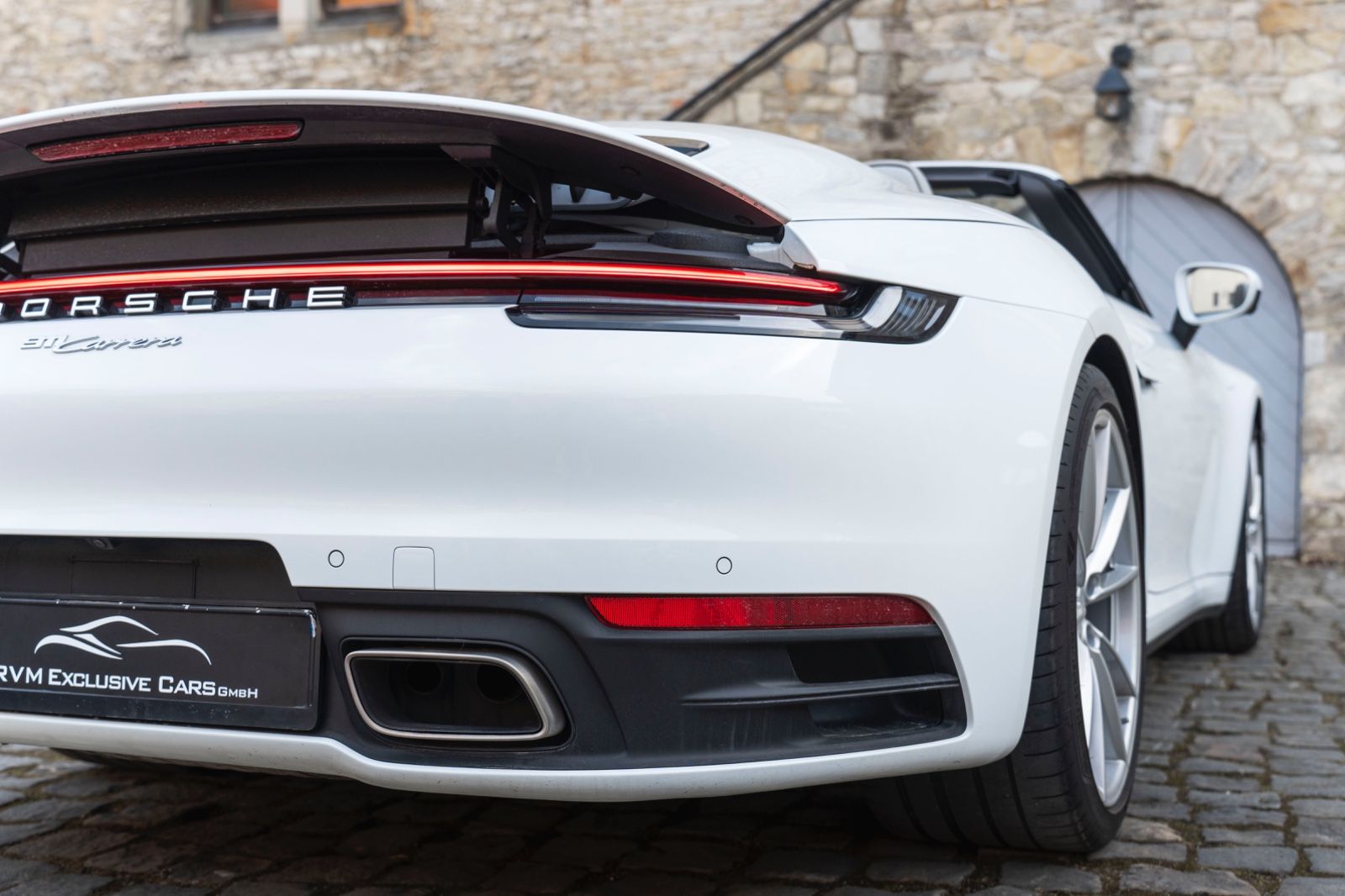 Fahrzeugabbildung Porsche 911 Carrera Cabrio PASM 360° BOSE TOTW NAV PDK