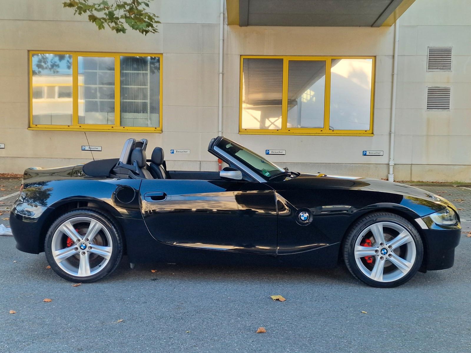 BMW Z4 E85 2.5i Roadster 177 ch — Cuir - sièges chauffants - GPS - capote électrique - 122 000 km
