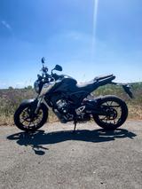 Honda CB 125 R Motorrad - Offers