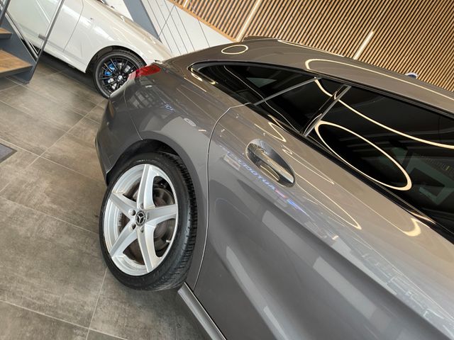 Mercedes-Benz CLA 200 Shooting Brake *KAM*NAVI*LED*PDC*PANO*