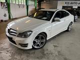 Mercedes-Benz C220 CDI BlueEfficiency AMG - Mercedes-Benz C 220: Cdi AMG