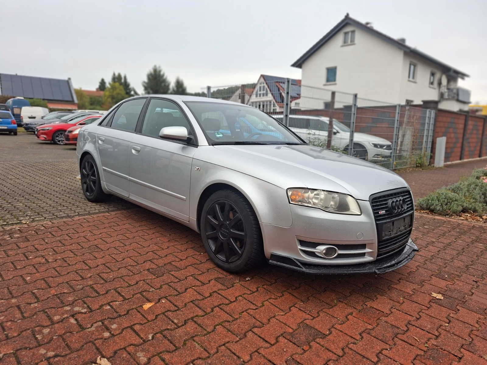 Audi A4 Lim. 2.0 TDI S-LINE