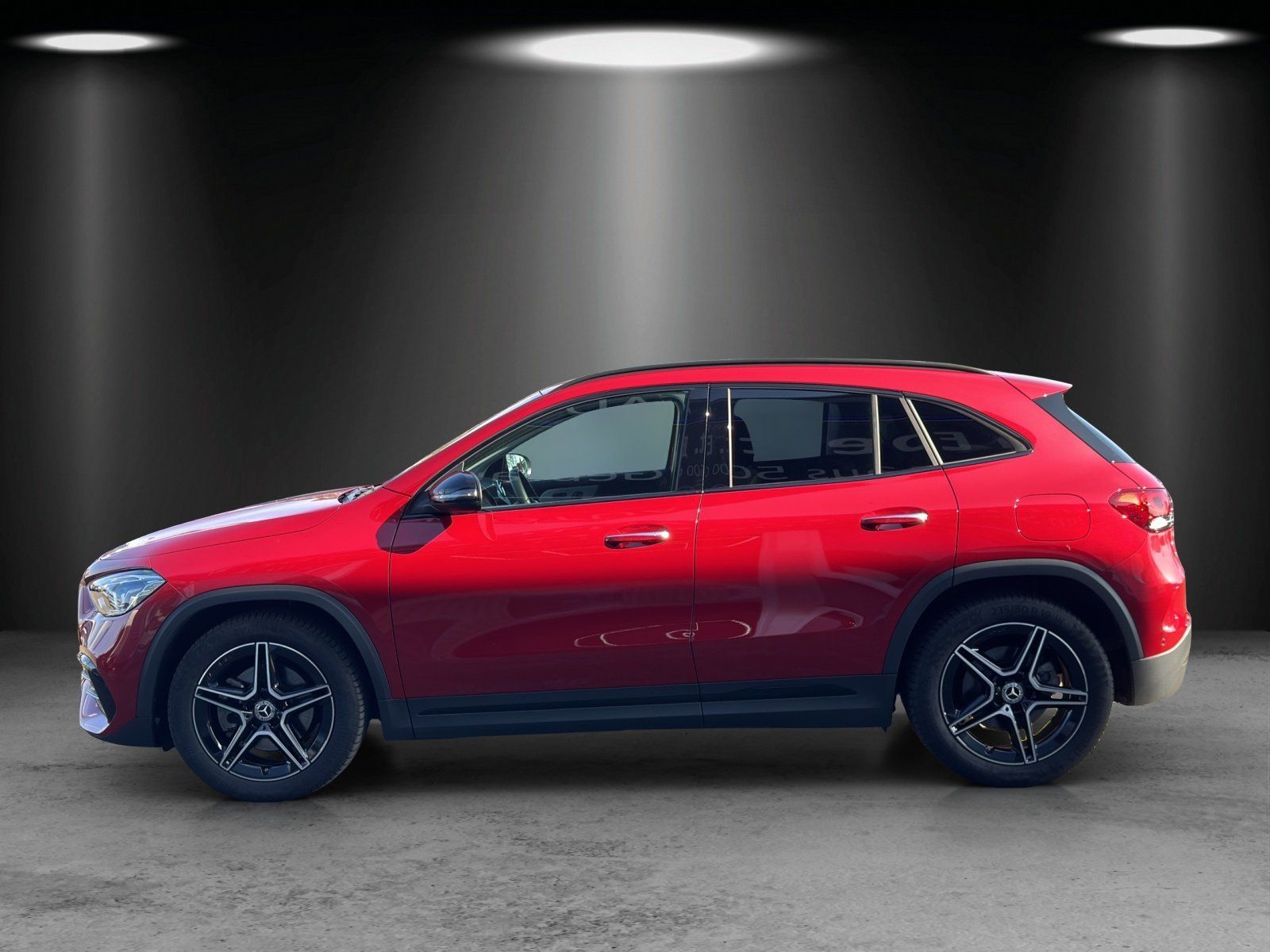 Fahrzeugabbildung Mercedes-Benz GLA 250 4M AMG Memo DISTRO KeyGo AHK Business AR