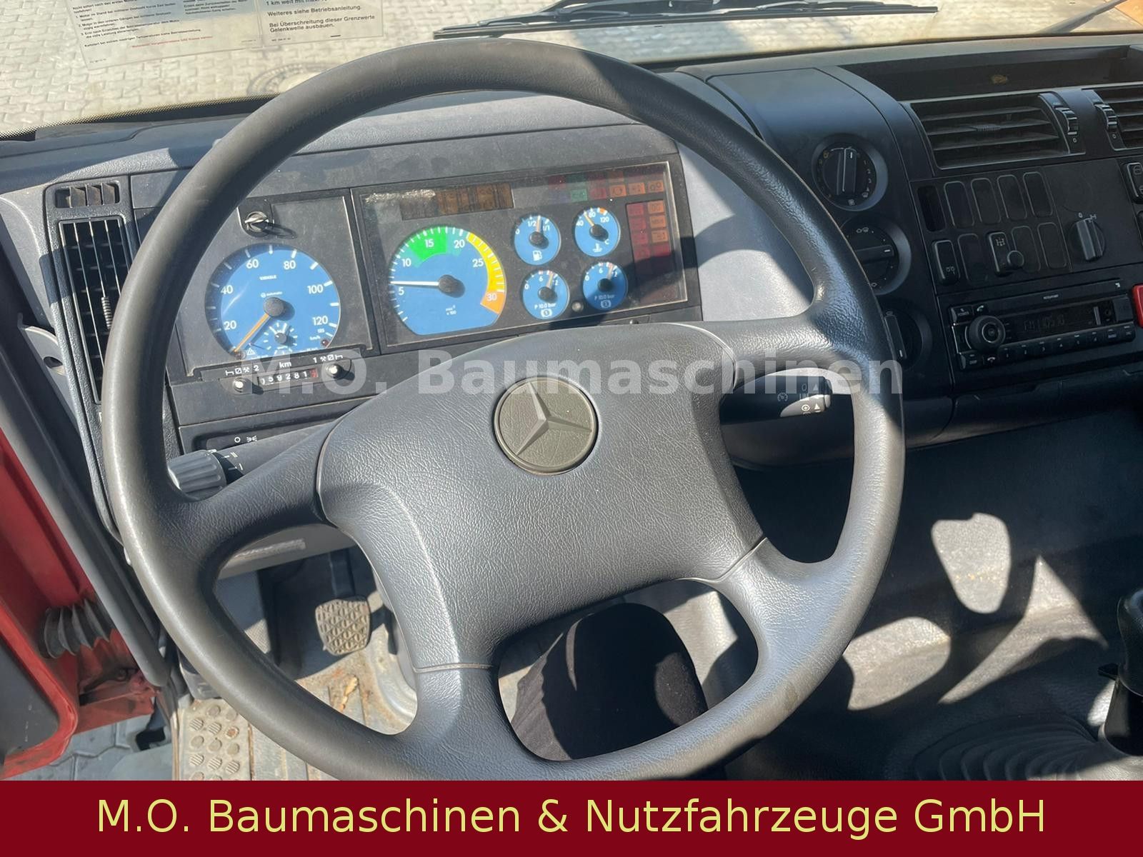 Fahrzeugabbildung Mercedes-Benz Atego 2623 / 6x2 / 3 Achser /  Euro 3 /