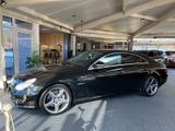 Mercedes-Benz CLS 63 AMG 6,2 V8 - Mercedes-Benz: Cls 63