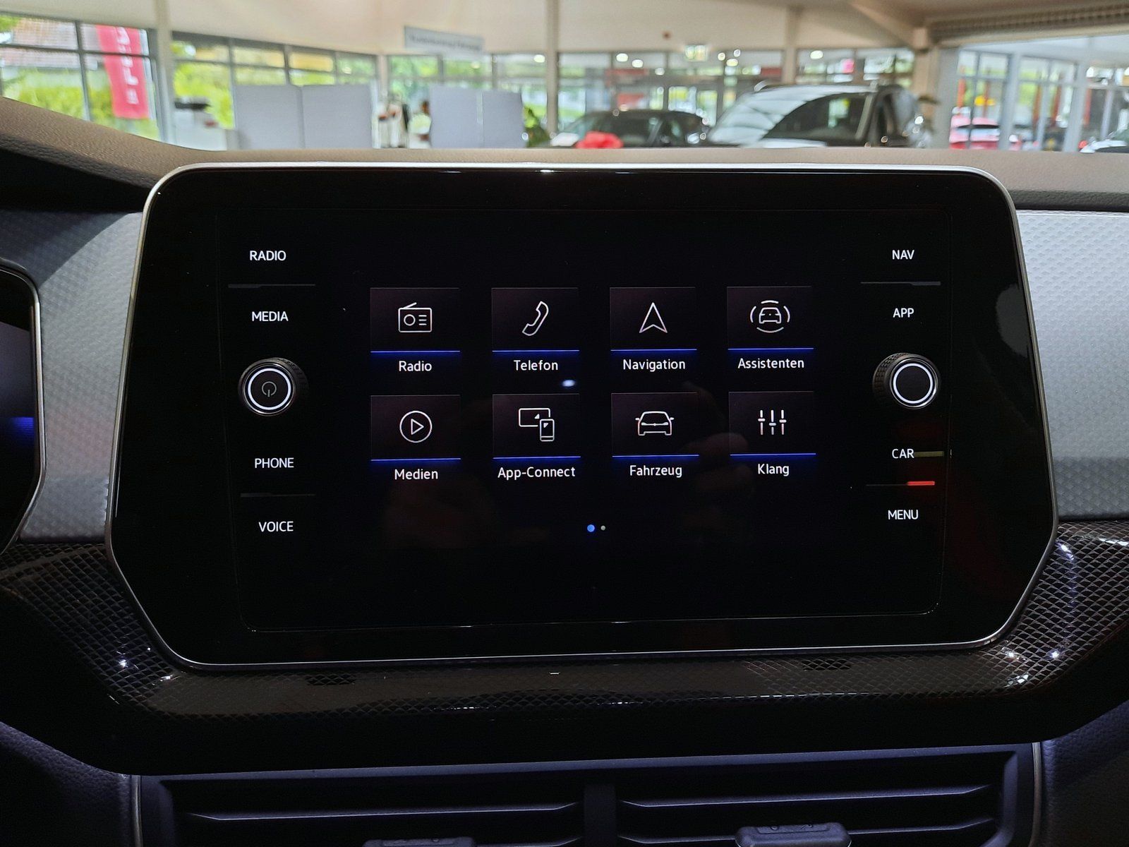 Fahrzeugabbildung Volkswagen T-Cross TSI Goal *AHK*LED*Sitzhzg*Einparkh*App-C