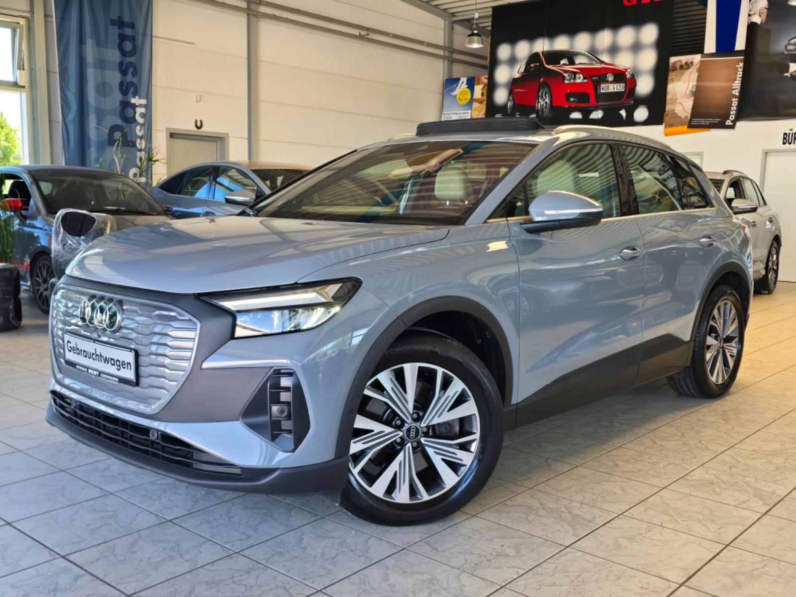 Audi Q4 40 e-tron PANO LEDER AHK RFK NAVI ACC WÄRMEPU
