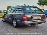 Mercedes-Benz E 200 T-Modell W124 mit Klima + Euro 2 + H-Kennz - gebrauchte Mercedes-Benz E 200 aus dem Jahr 1994