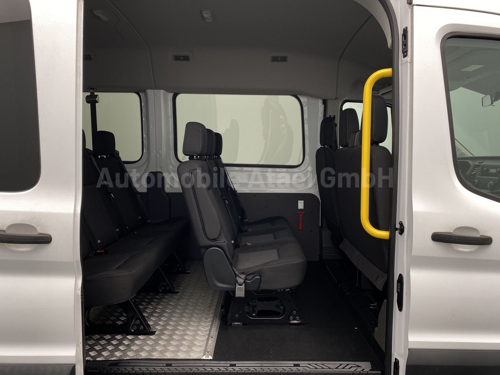 Fahrzeugabbildung Ford Transit 350 L3H2 *Rollstuhl-Rampe* 2xKLIMA (3988