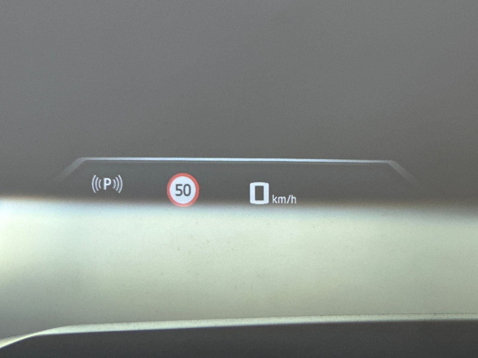Fahrzeugabbildung BMW i5 M60 xDrive NAV+LED+PANO+AHK+21ZO+360°+DAP+B&W