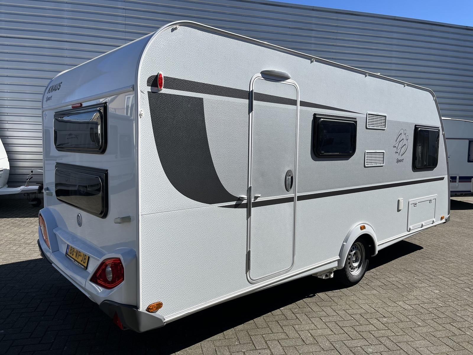 Knaus 500 QDK Sport met mover