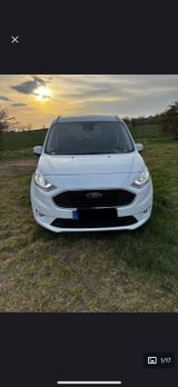 Ford Tourneo Connect 1.5 EcoBlue 88kW Titanium Ti... - Ford Tourneo Connect: 1.8