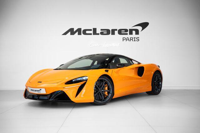 McLaren Artura Coupe