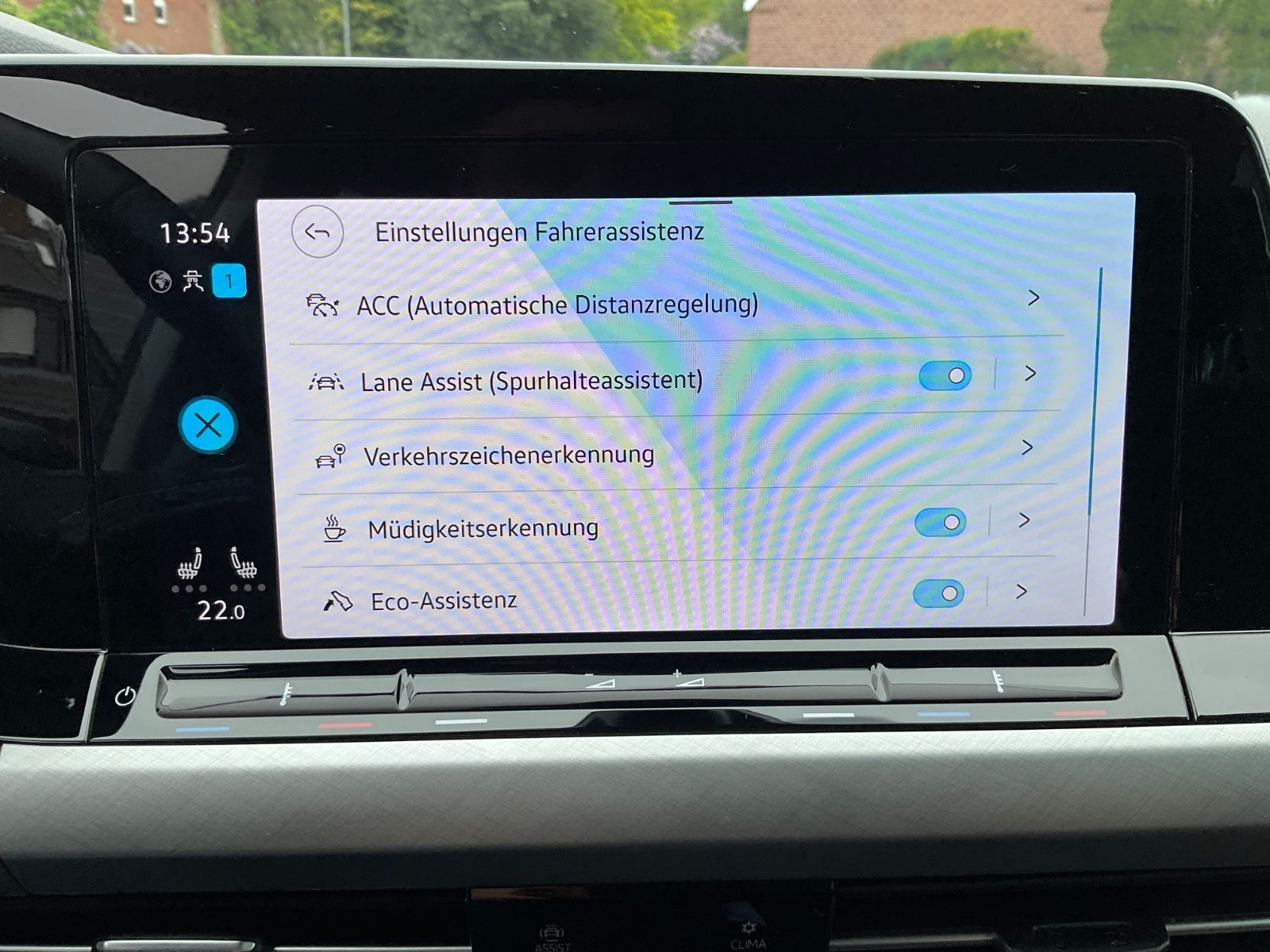 Fahrzeugabbildung Volkswagen Golf Variant 1.5 eTSI DSG Life,LED,AHK,ACC,carpl