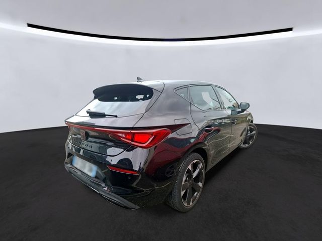 Leon 1.5 eTSI DSG*KAMERA*NAVI*AMBIENTE*