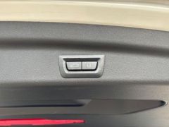 Fahrzeugabbildung BMW 218i ActiveTourer Luxury Line LEDER ACC LED RFK