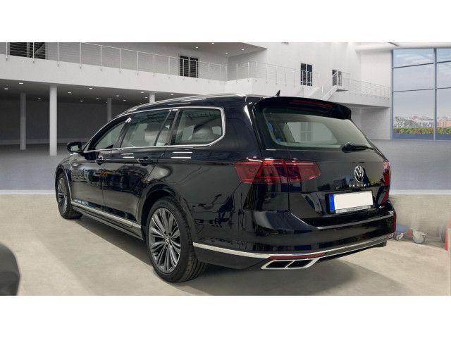 Volkswagen Passat Variant 2.0TDI 4Motion DSG R-LINE AHK STA foto 4