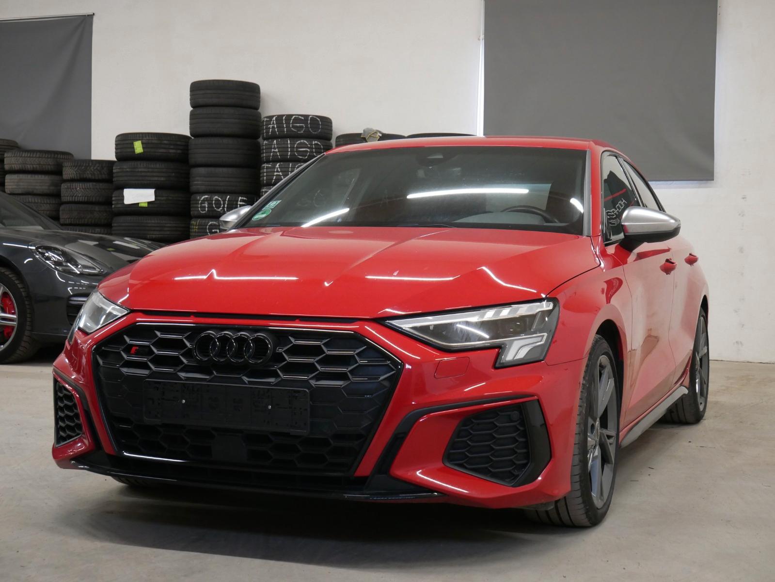 Audi S3 Lim. 2.0 TFSI QUATTRO BLACK PAKET DSP CARPLAY