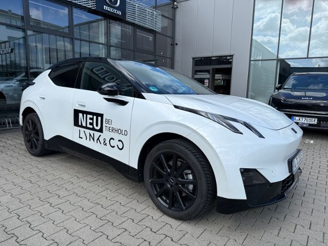 Lynk & Co 02