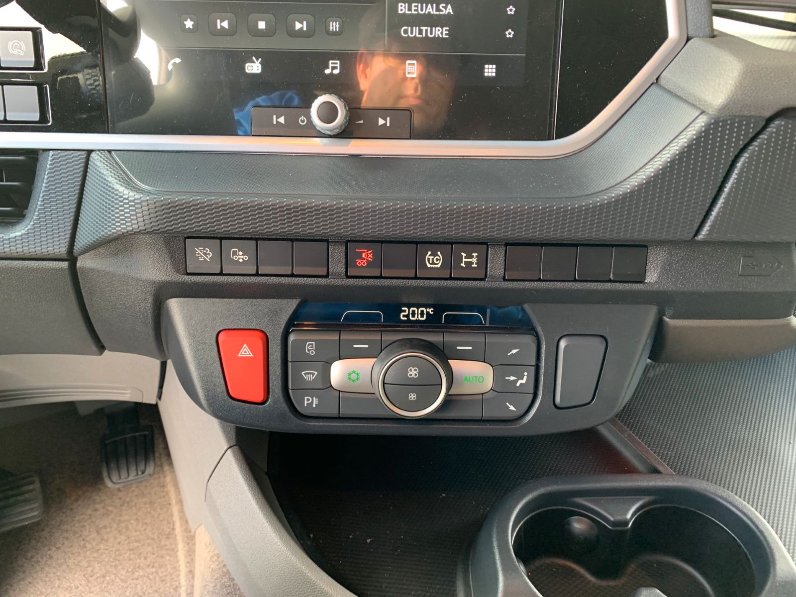 Fahrzeugabbildung DAF FA XD 370 zikun Swing-Board-Aufbau