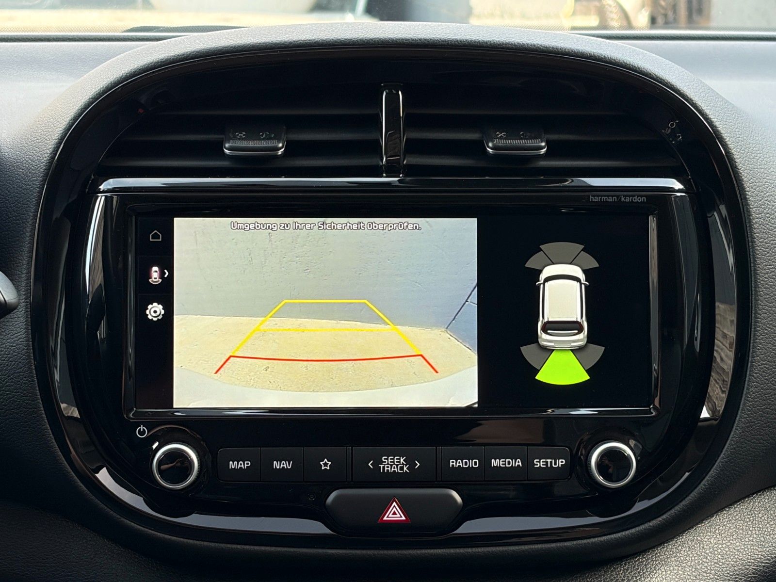 Fahrzeugabbildung Kia e-Soul Spirit 64kW ACC H&K NAV CAM Wärmepumpe