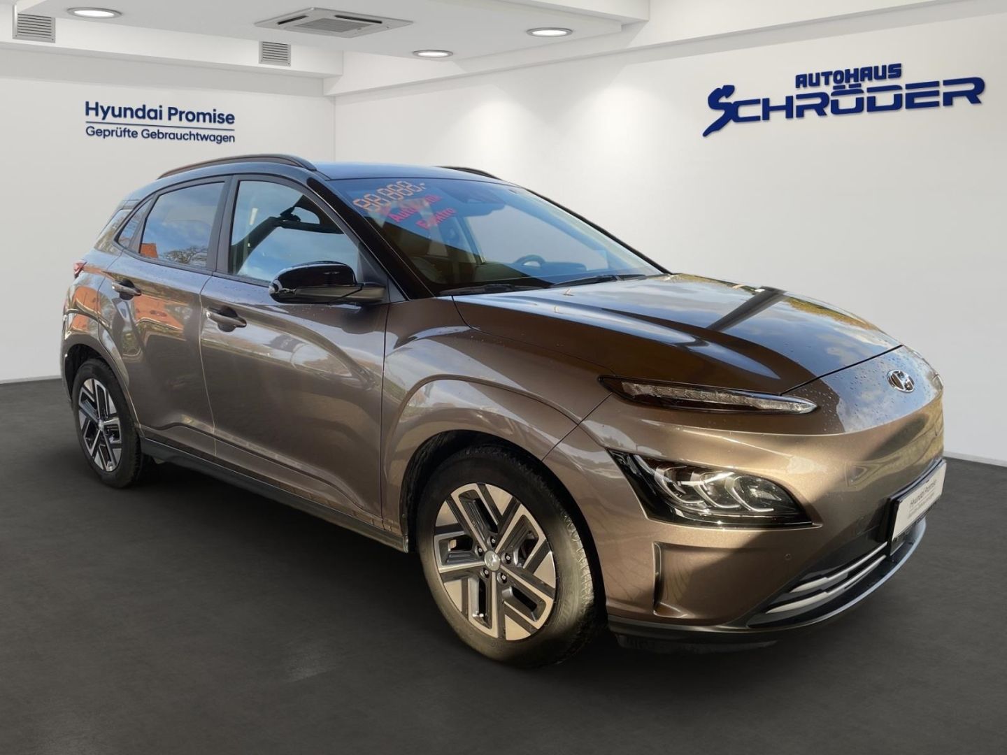 Fahrzeugabbildung Hyundai KONA Elektro 64 kWh (150 kW) Prime Sitzpaket Nav