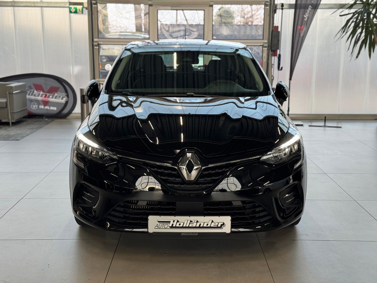 Fahrzeugabbildung Renault Clio V 1.0 TCe Zen