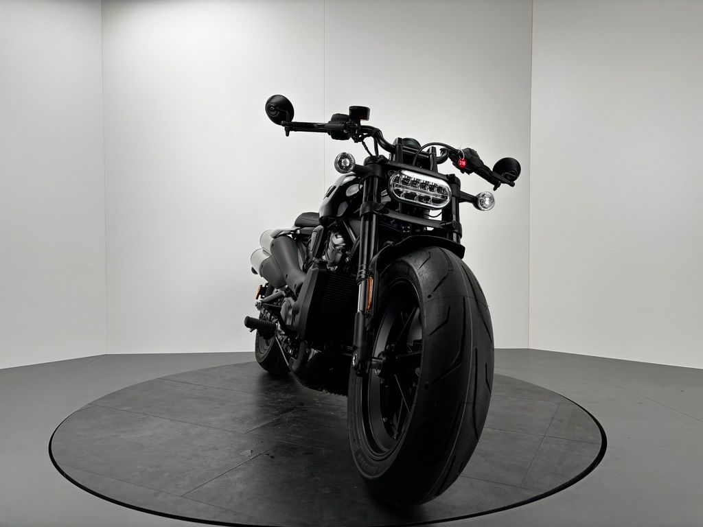 Fahrzeugabbildung Harley-Davidson RH1250S SPORTSTER *NEUWERTIG *KAUM KILOMETER