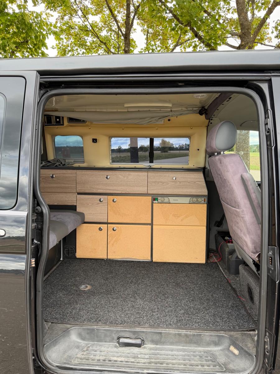 Volkswagen T5 Trident El Camper