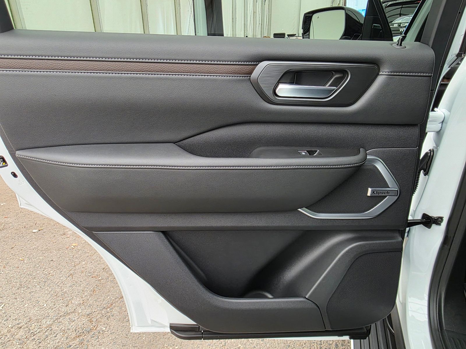 Fahrzeugabbildung Nissan Armada PLATINUM RESERVE T1: 85.000 EURO Stock!