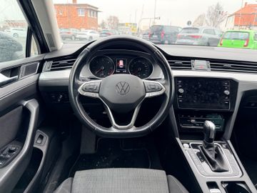 Volkswagen Passat Variant - 10